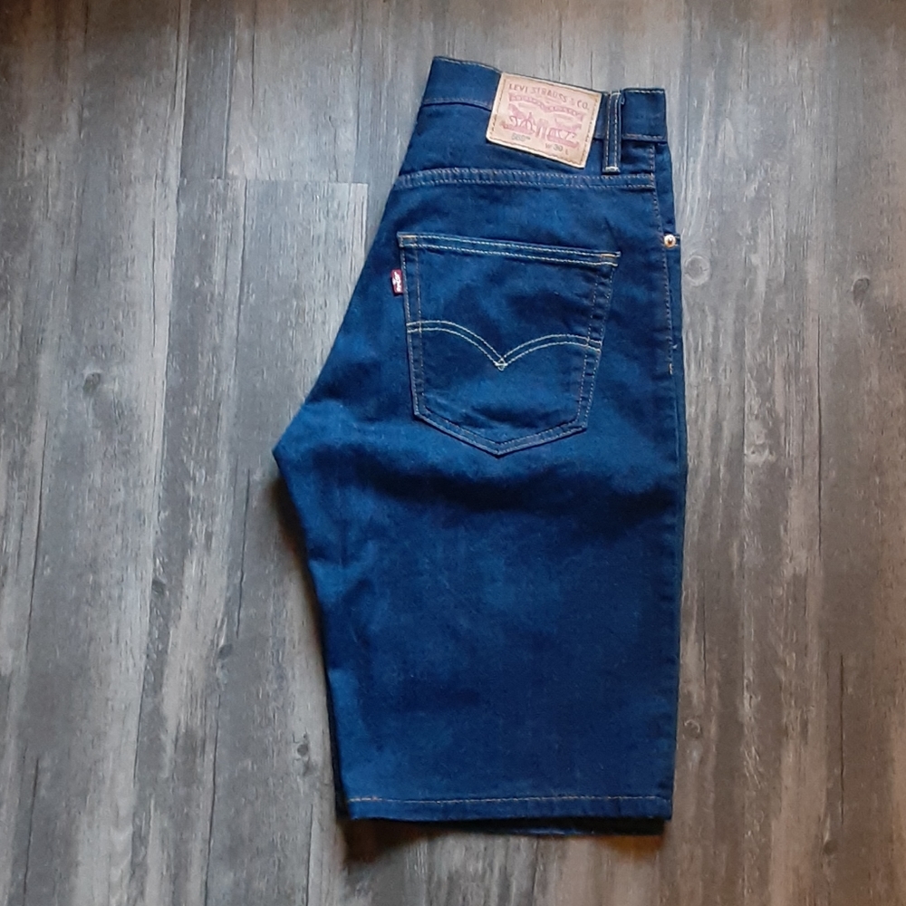 Levi's shorts 569 size 30